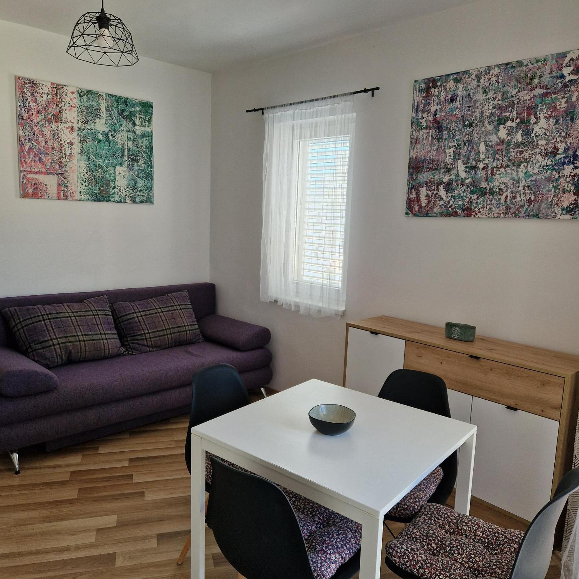 Apartman Iva Novalja Luaran gambar